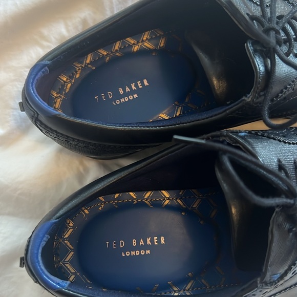 Ted Baker Leather Oxford Lace Ups - Men’s - US 8 - Picture 4 of 8